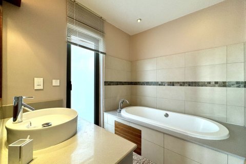 3 bedrooms Apartment in Riviere Noire, Mauritius No. 60773 20