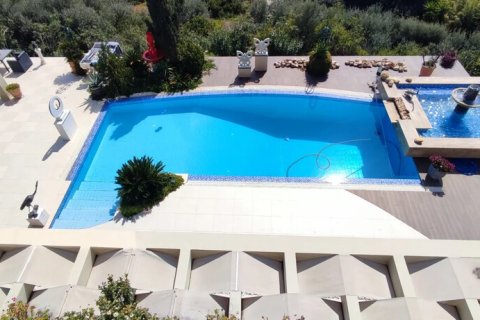 390m² Villa in Euboea, Greece No. 116818 4