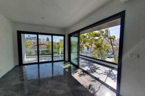 3 bedrooms Apartment in Limassol, Cyprus No. 78658 8