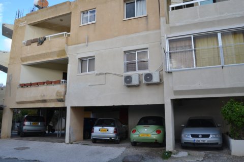 490m² Commercial property en Paphos, Cyprus No. 105510 12