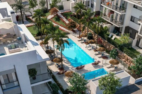 2 bedrooms Penthouse in Estepona, Spain No. 27795