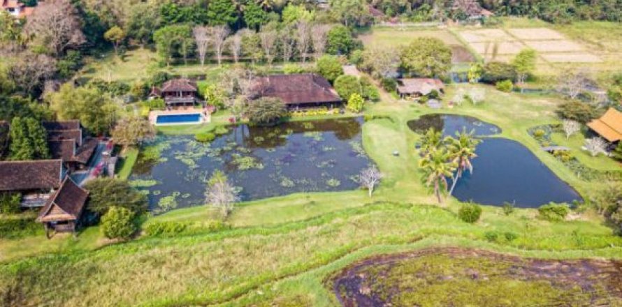 3 bedrooms Villa in Chiang Mai, Thailand No. 96682