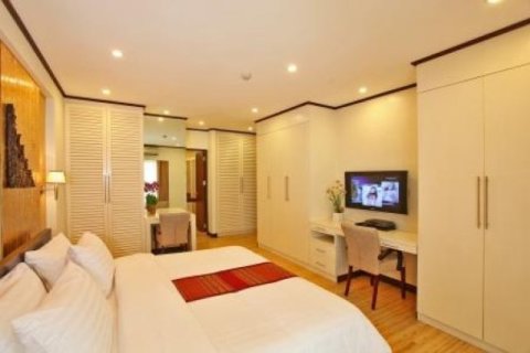 3 bedrooms Apartment in Bangkok, Thailand No. 95652 2