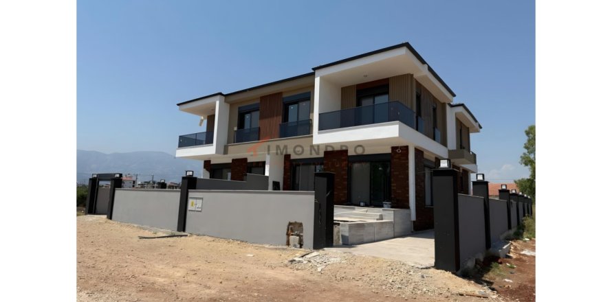 5 bedrooms Villa in Dosemealti, Turkey No. 120661
