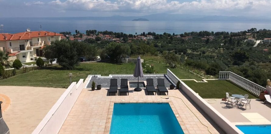 4 bedrooms Maisonette in Chalkidiki, Greece No. 56192