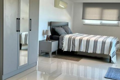 4 rooms Apartment in Dao Huu Canh, Vietnam No. 21160 12