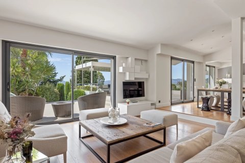 5 bedrooms Villa in Mougins, France No. 68874 4