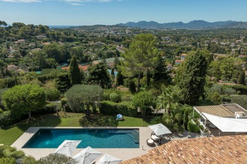 5 bedrooms Villa in Mougins, France No. 68874 3