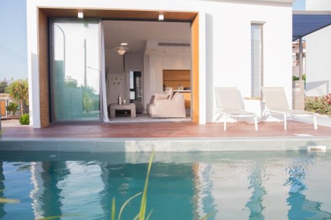 3 bedrooms House in Paphos, Cyprus No. 37349 2