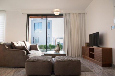 3 bedrooms House in Paphos, Cyprus No. 37349 4