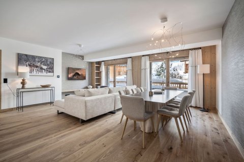 3 dormitorios Apartment en Les Belleville, France No. 99561 2