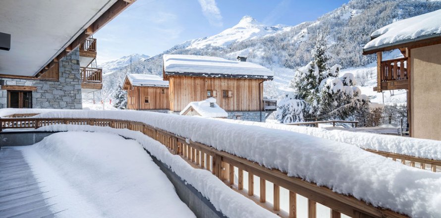 3 dormitorios Apartment en Les Belleville, France No. 99561