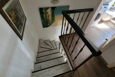 Дом с 4 спальнями в Термаикос, Греция №107457 13