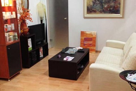 90m² Commercial property in Glyfada, Greece No. 59474 3