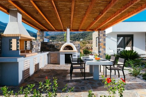 5 bedrooms Villa in Sitia, Greece No. 55815 5