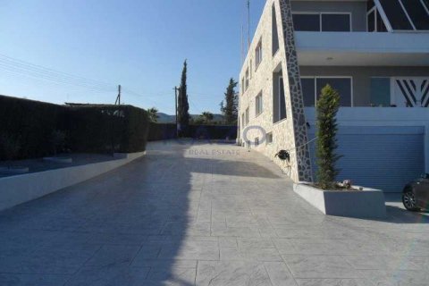 4 bedrooms House in Parekklisia, Cyprus No. 101039 4