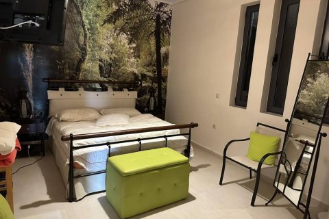 8 bedrooms House in Kalyvia Thorikou, Greece No. 108629 25