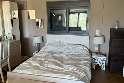 8 bedrooms House in Kalyvia Thorikou, Greece No. 108629 23