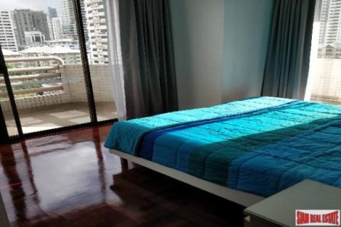 3 bedrooms Hotel Apartment in Bangkok, Thailand No. 96813 17