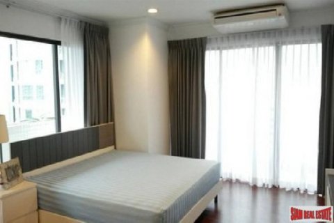 3 bedrooms Hotel Apartment in Bangkok, Thailand No. 96813 6