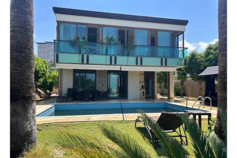 4 habitaciones Villa en Kargicak, Turkey No. 127110