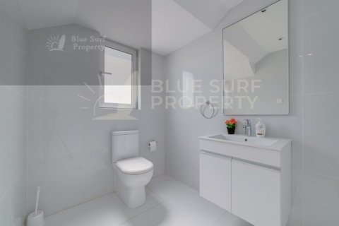 4 bedrooms Villa in Paralimni, Cyprus No. 36531 9