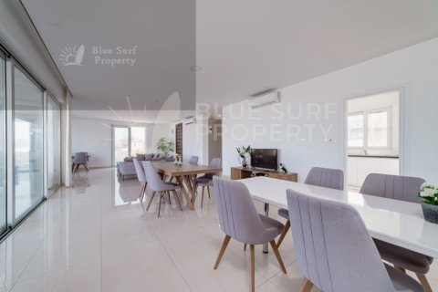 4 bedrooms Villa in Paralimni, Cyprus No. 36531 5