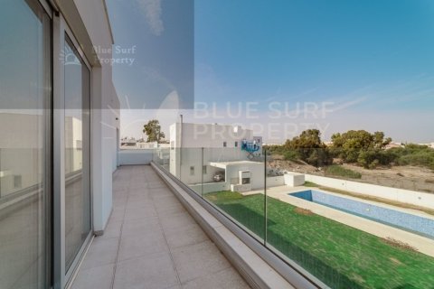 4 bedrooms Villa in Paralimni, Cyprus No. 36531 13