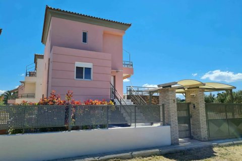 3 bedrooms House in Loutraki, Greece No. 109469 2