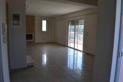 3 bedrooms House in Loutraki, Greece No. 109469 6