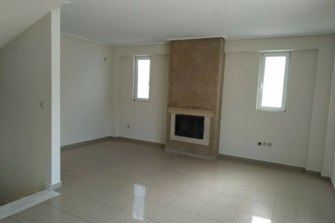 3 bedrooms House in Loutraki, Greece No. 109469 7