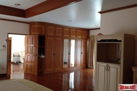 4 bedrooms Villa in Samut Prakan, Thailand No. 96606 5