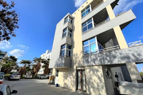 36 rooms Apartment in Larnaca, Cyprus No. 107159 3