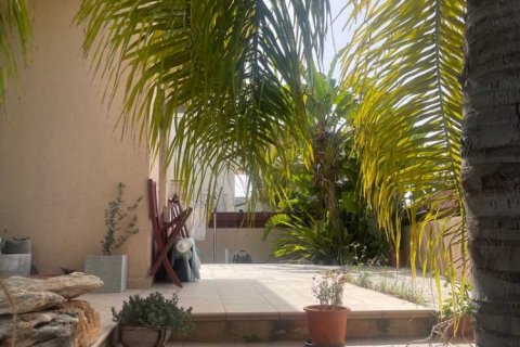 3 bedrooms House in Kolossi, Cyprus No. 62622 5