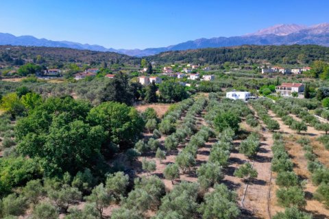 3 bedrooms Villa in Chania, Greece No. 23865 3