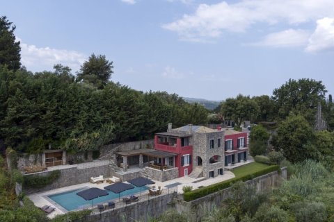 6 bedrooms Villa in Corfu, Greece No. 61602 1