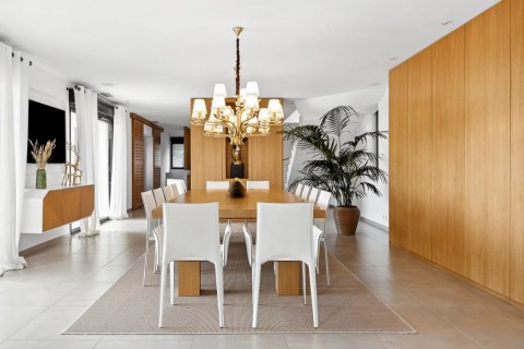 4 chambres Villa à Châteauneuf-Grasse, France No. 68741 4