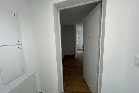 3 bedrooms Apartment in Tung Chung Pho, Vietnam No. 92211 13