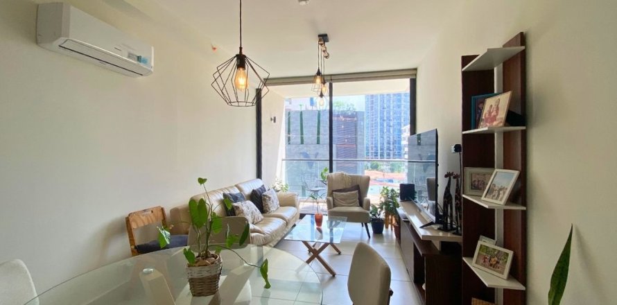 2 dormitorios Apartment en Panamá, Panama No. 113011