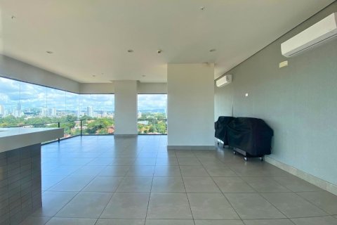 2 bedrooms Apartment in Panama City, Panama No. 113011 9