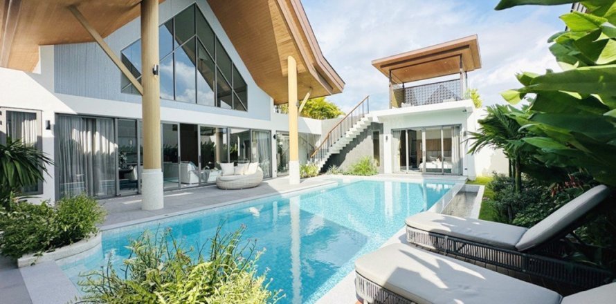 Studio Villa in Bang Tao, Thailand No. 97385
