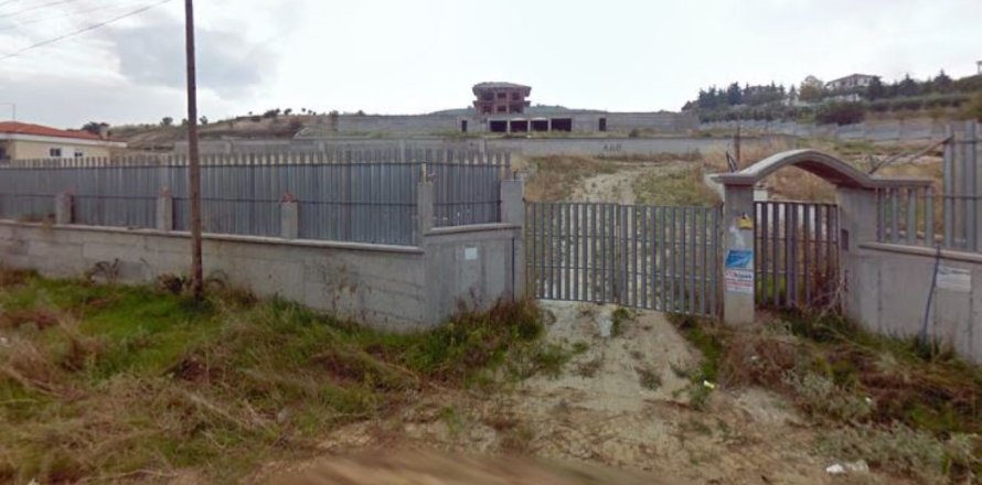 Studio House in Thermi, Greece No. 56880