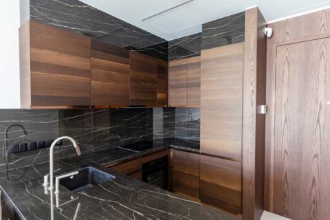 2 bedrooms Apartment in Germasogeia, Cyprus No. 75704 10