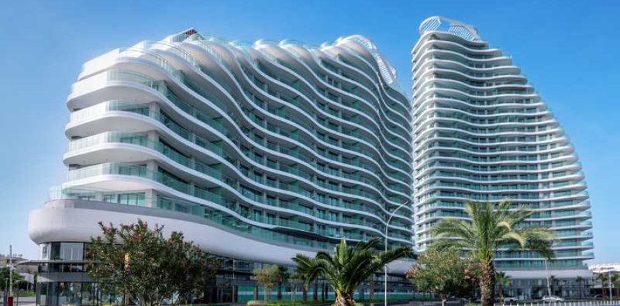 2 bedrooms Apartment in Germasogeia, Cyprus No. 75704