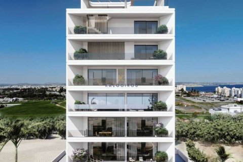 3 dormitorios Apartment en Larnaca, Cyprus No. 76284 1