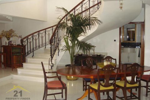Вилла с 4 спальнями в Тала, Кипр №39161 9