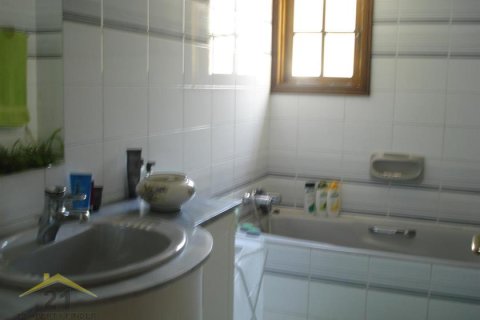 Вилла с 4 спальнями в Тала, Кипр №39161 14