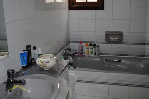 Вилла с 4 спальнями в Тала, Кипр №39161 12