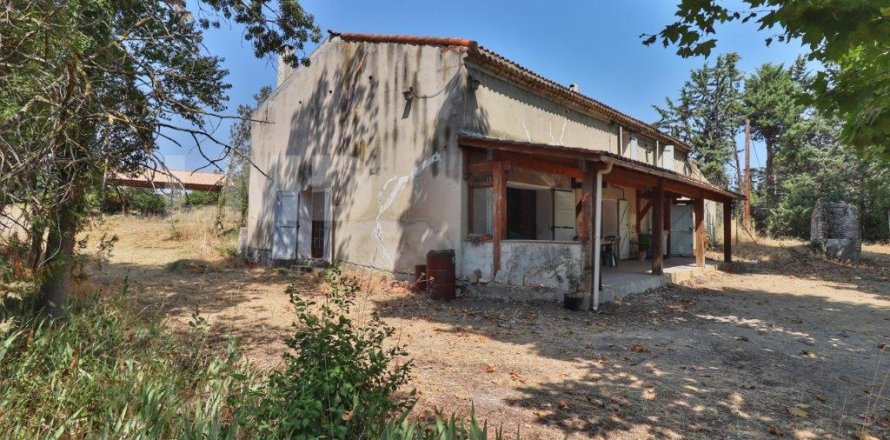 3 bedrooms House in Aix-en-Provence, France No. 69443