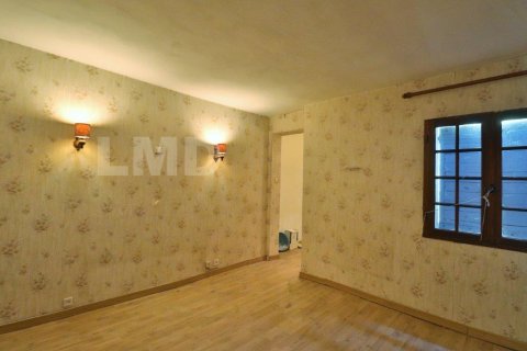 3 bedrooms House in Aix-en-Provence, France No. 69443 27